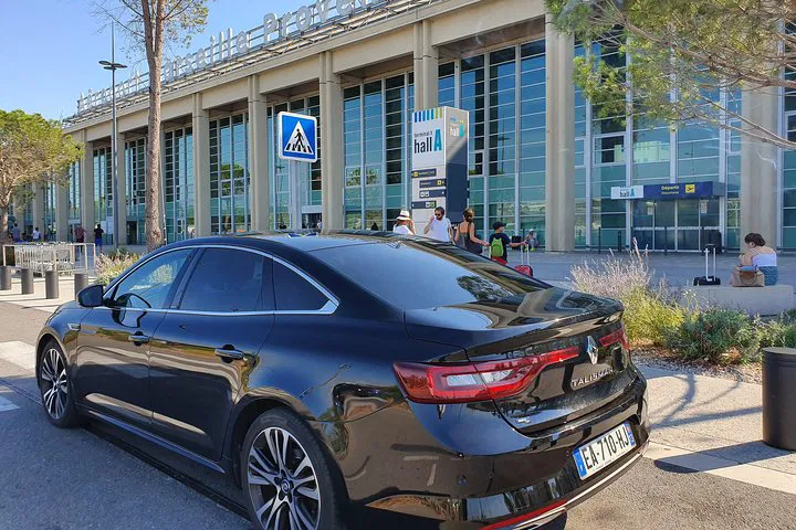Stress-Free Transfers: Airport to Cassis & La Ciotat in Style!