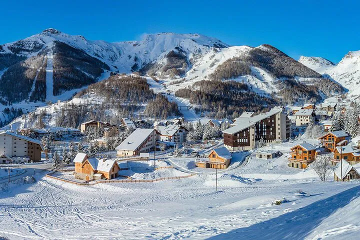 Seamless Ski Transfers: Nice Airport to Your Alpine Adventure 2024