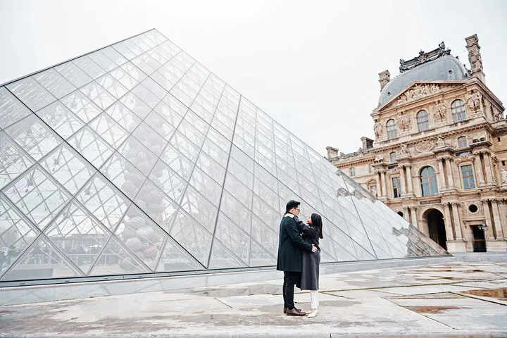 Capture Parisian Charm: A Professional Photo Tour