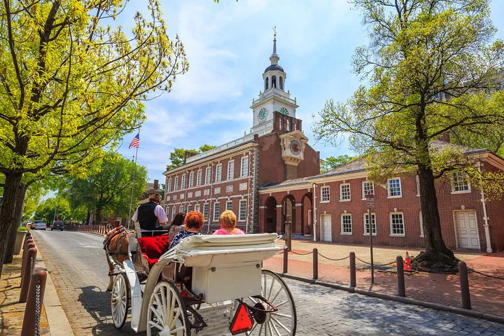 Philadelphia by Helicopter: A Whirlwind Historical Adventure from Manhattan!
