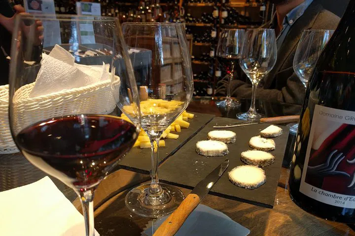 Paris Wine & Cheese Class Near Le Marais: Taste France!