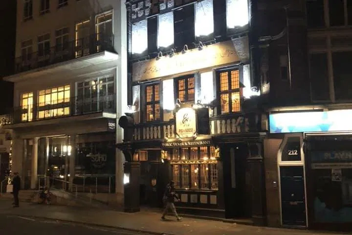 London Ghost Tour: Black Cab Ride into Darkness