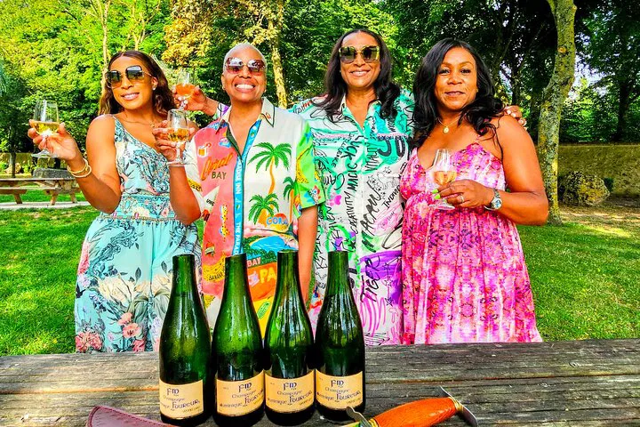 Unforgettable Champagne: Boutique Grower Tour from Reims
