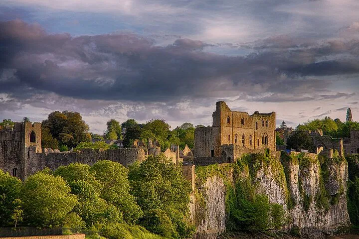 Uncover Welsh Wonders: Wye Valley & Brecon Beacons Day Trip!