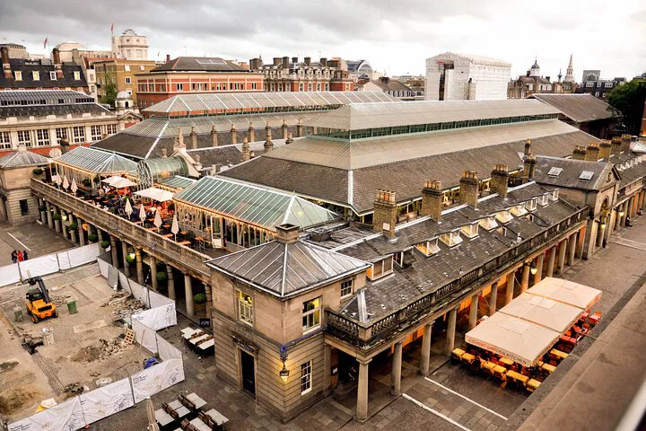 Relive Royal History: A Private 'The Crown' London Tour