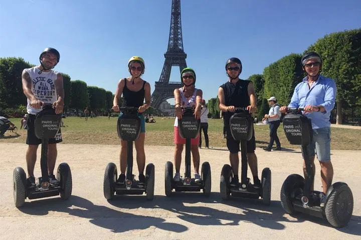 Eiffel Tower Segway Tour: See Paris Differently!
