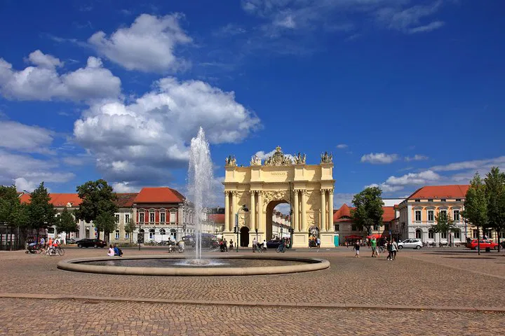 Potsdam's Royal Grandeur: A Private Vehicle Tour Through Prussian History