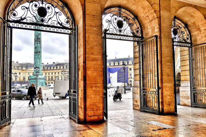 Paris Fashion History: Private Walking Tour