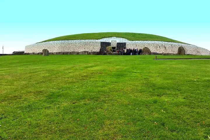 Newgrange, Tara & Trim: Dublin Day Trip