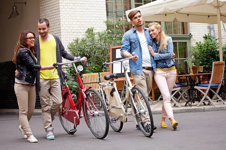 Berlin's Best: Private Bike Tour Adventure!
