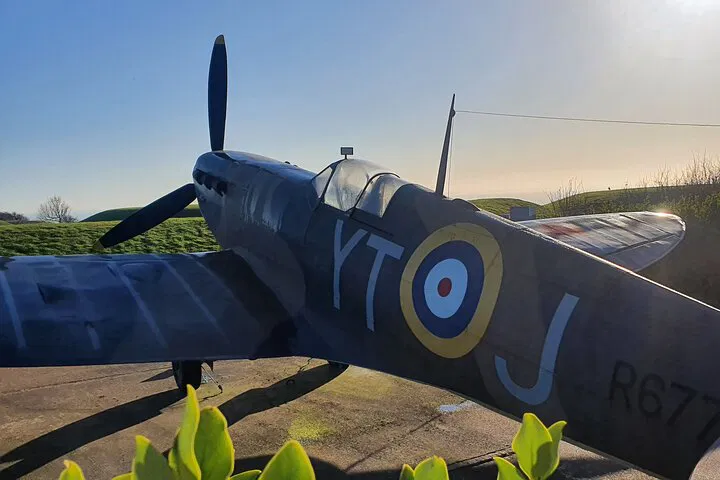 Step Back in Time: Battle of Britain, White Cliffs & Canterbury Private Tour