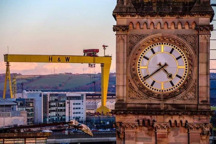 Uncover Belfast's History: Private City Tour & Murals