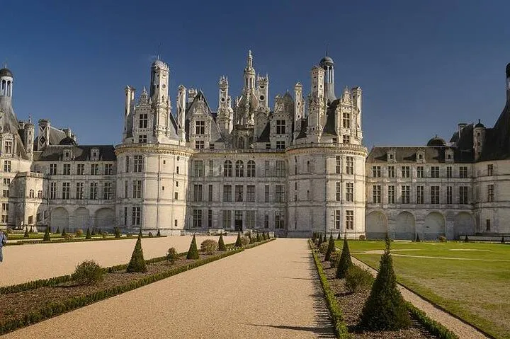 Loire Valley Castles Day Trip from Paris