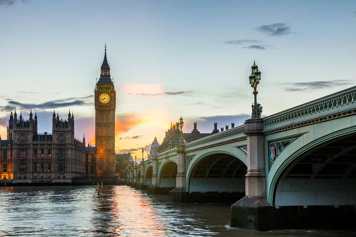 Experience London's Christmas Charm: Sights, Sounds, and Sung Eucharist