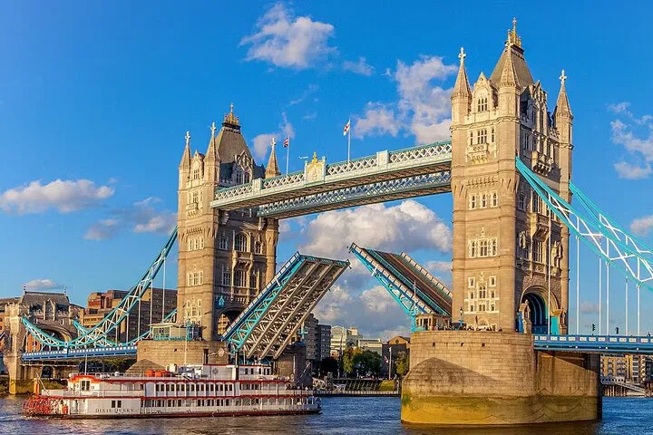 Tower Bridge Tickets: Walk the Glass Floor!