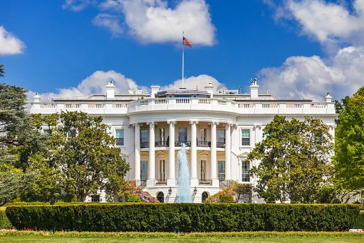 Discover DC's Treasures: A Private Day Trip from NYC