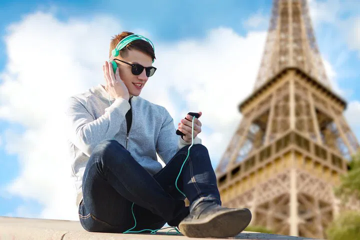 France eSIM: Instant Data. No Roaming Fees.