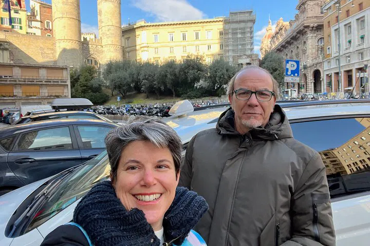Genoa's Hidden Gems: A Personalized Taxi & Walking Adventure