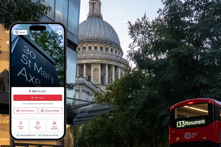 Uncover London's Financial History: A Self-Guided City Exploration
