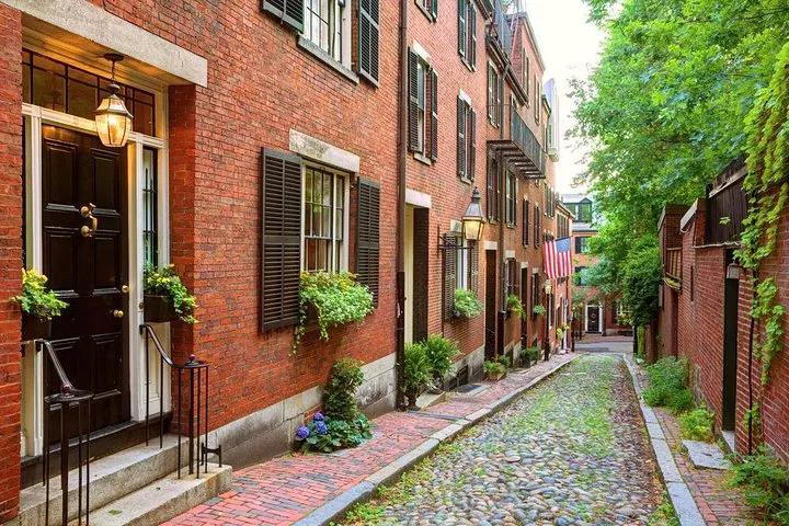 Step into History: Copley Square to Freedom Trail Guided Tour