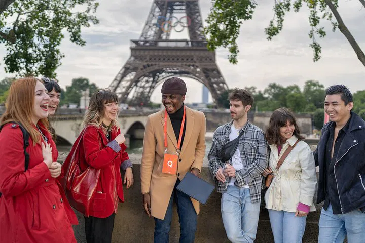 Eiffel Tower Summit: VIP Small Group Tour