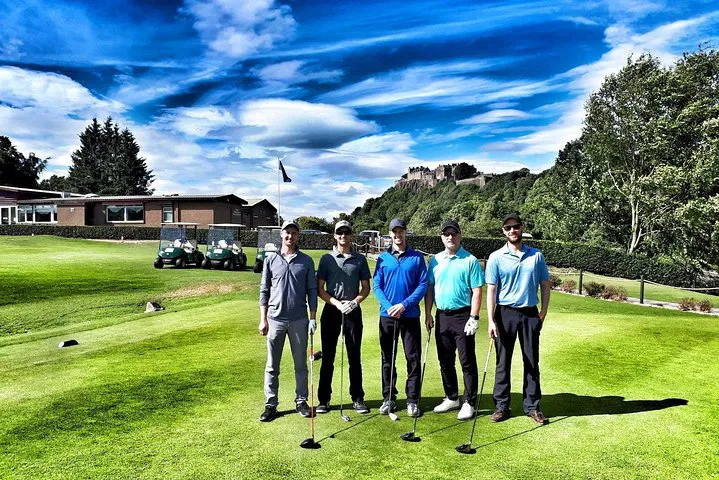 Tee Off in History: Stirling Golf Club Experience with Local Guide