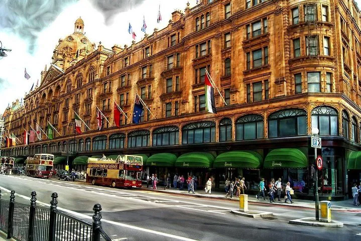 Luxury London Shopping Tour: Private Car & Top Stores