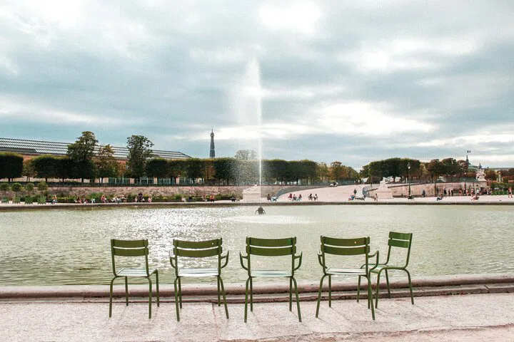Discover Paris's Treasures: Notre Dame, Sainte Chapelle & Louvre Audio Tour