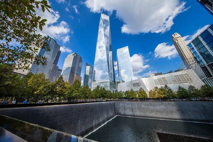 NYC & Philly Adventure: 2-Day Tour from DC