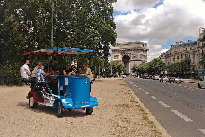 Triumph Tour: Parisian Elegance on Two Wheels
