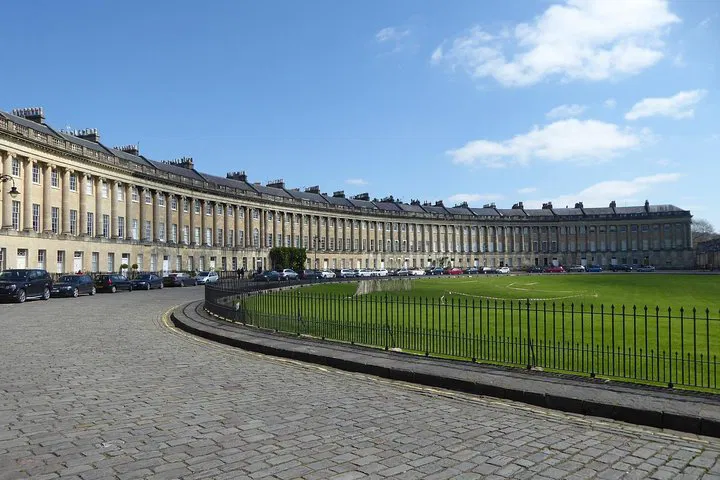 Bath Private Tour: See City with Local Guide