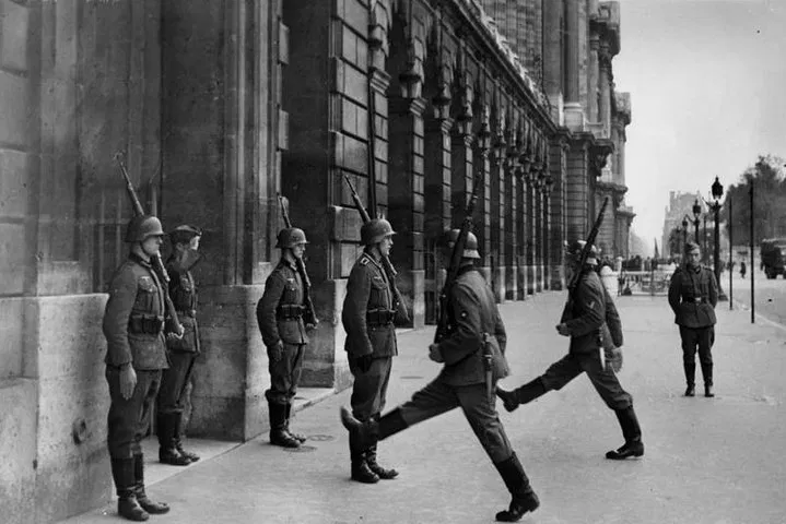 Paris: WWII Occupation & Liberation History Tour