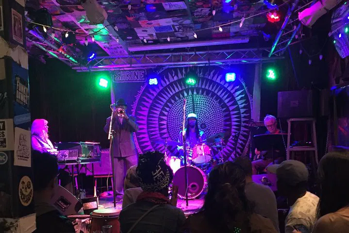 Harlem Jazz Nights: An Evening of Soulful Sounds & Historic Streets
