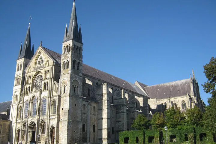 Discover Reims: A Personalized Walking Tour Through History and Champagne