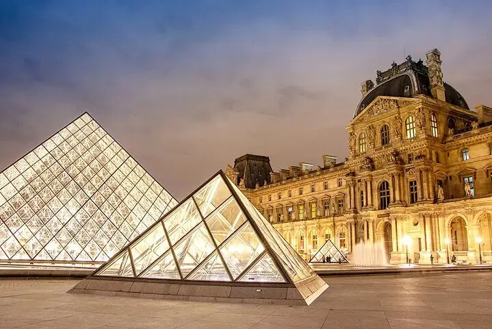 Skip the Line: Louvre Museum Direct Entry Ticket for Art Lovers