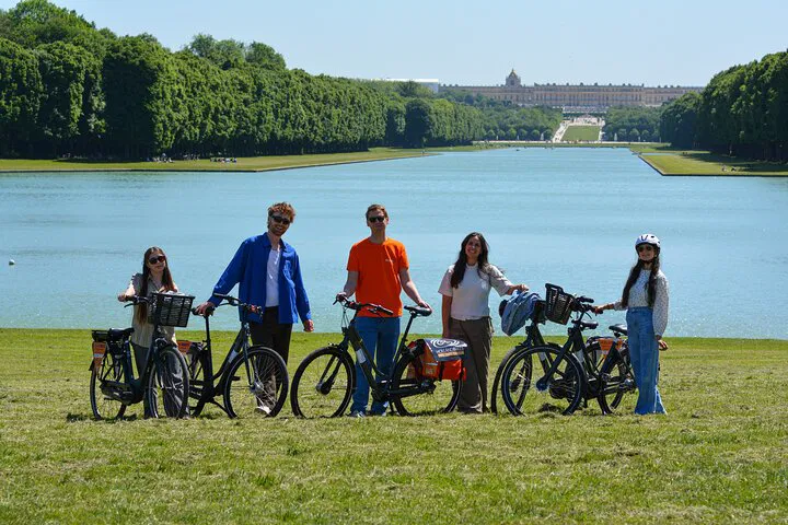 Versailles Bike Tour: Pedal Through Royal History!