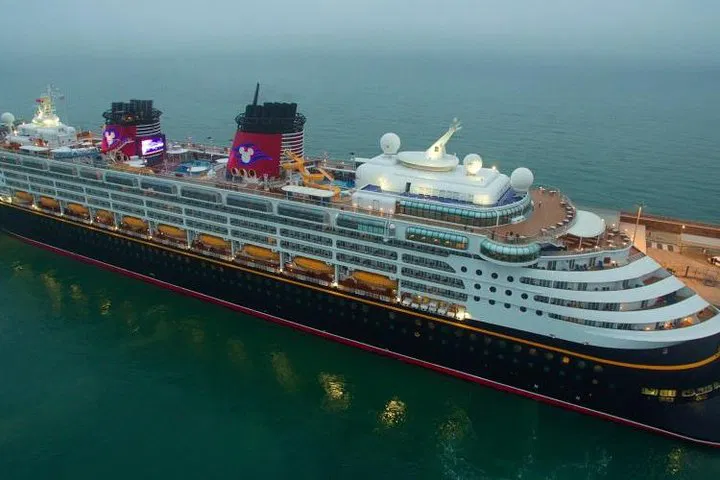 Stress-Free Cruise: Private London to Dover Transfers
