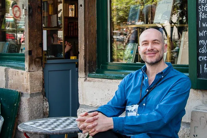 Uncover Montmartre's Bohemian Heart: A Private Tour with Local Guide Alberto