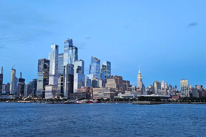 Unveiling NYC's Gems: A Personalized Adventure Awaits!