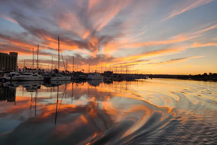 Sunset Serenity: A San Diego Bay Sailing Escape