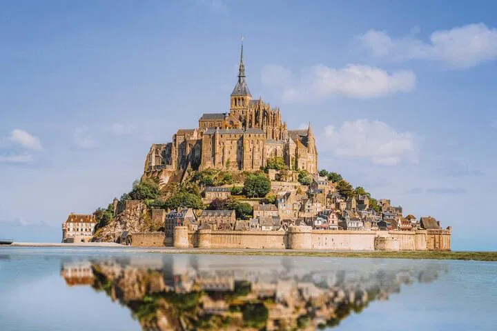 Normandy & Mont St Michel 2-Day Tour from Paris