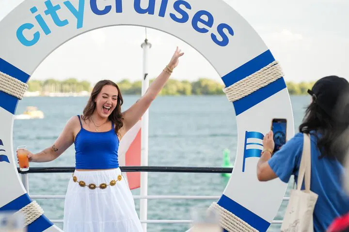 Toronto Lunch Cruise: Harbour Views & Gourmet Dining