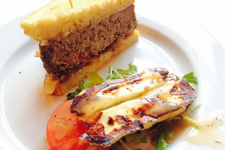 Fells Point Food Tour: Taste Baltimore's History!