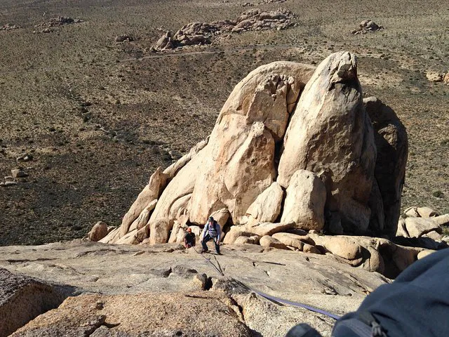 Conquer Joshua Tree: An 8-Hour Rock Climbing Adventure!