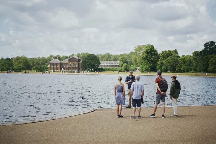 Indulge in Royalty: Kensington Palace Tea & Gardens