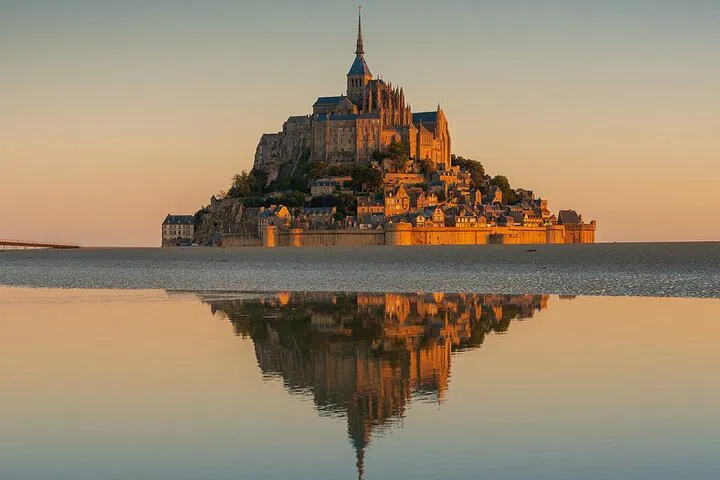 Mont Saint-Michel Private Day Trip from Paris