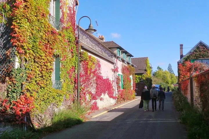 Discover Monet's World: A Private Normandy Escape to Giverny & Honfleur
