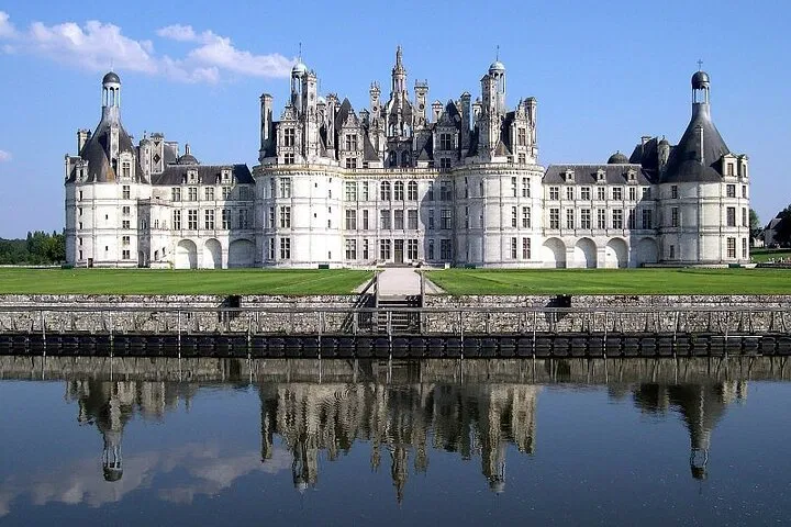 Loire Valley Castles Day Trip: Champagne & Royal History from Paris