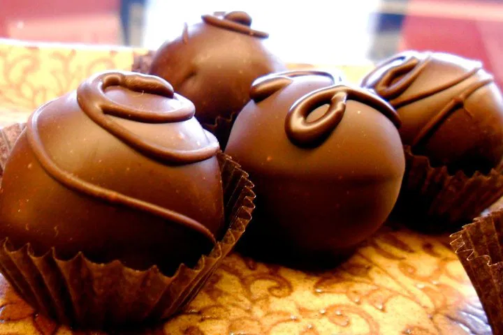 NYC Chocolate & History: A Sweet Village Stroll with a TV Historian