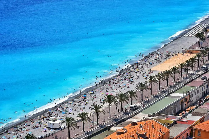 Riviera Wonders: Your Personalized Côte d’Azur Audio Adventure!
